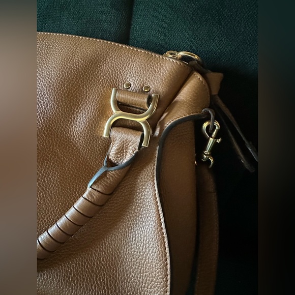 Chloé - Picture 5 of 11